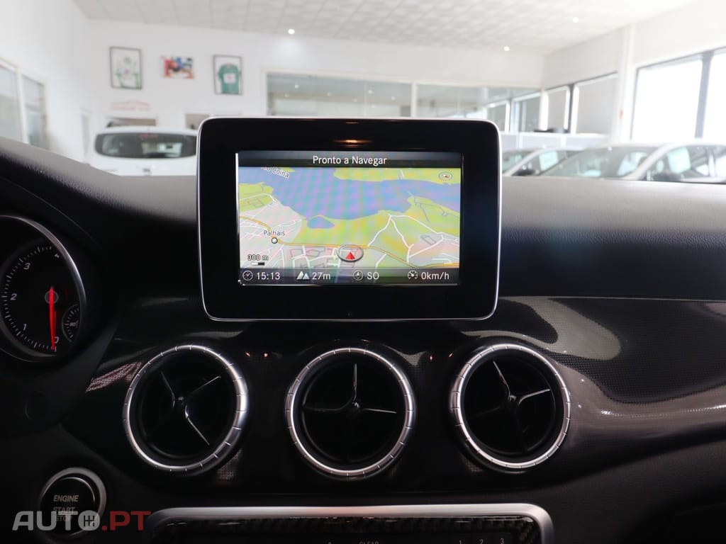 Mercedes-Benz CLA 180 d Shooting Brake