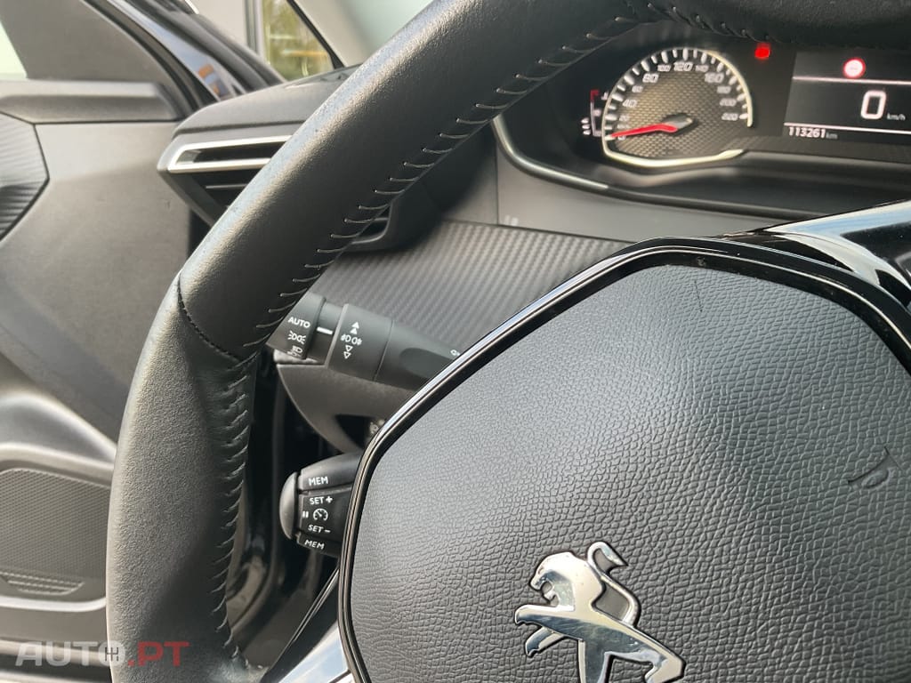 Peugeot 2008 1.5 BlueHDi Active