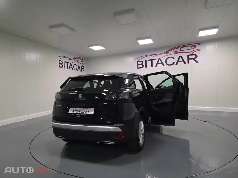 Peugeot 3008 1.5 BlueHDi Style