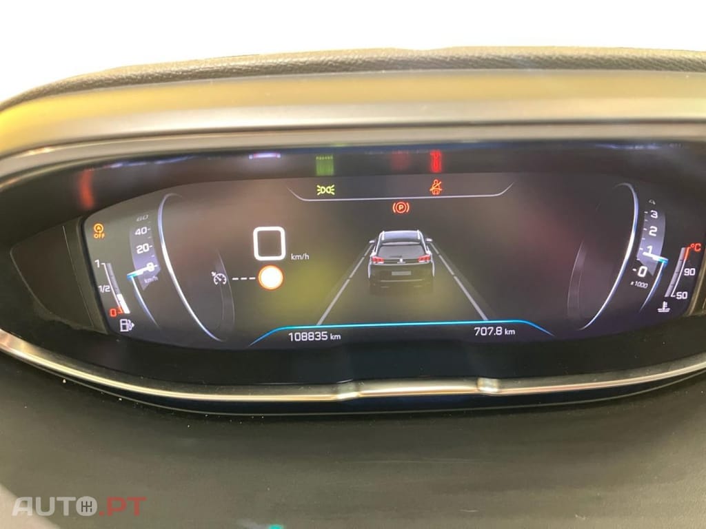 Peugeot 5008 1.2 PureTech Allure Pack