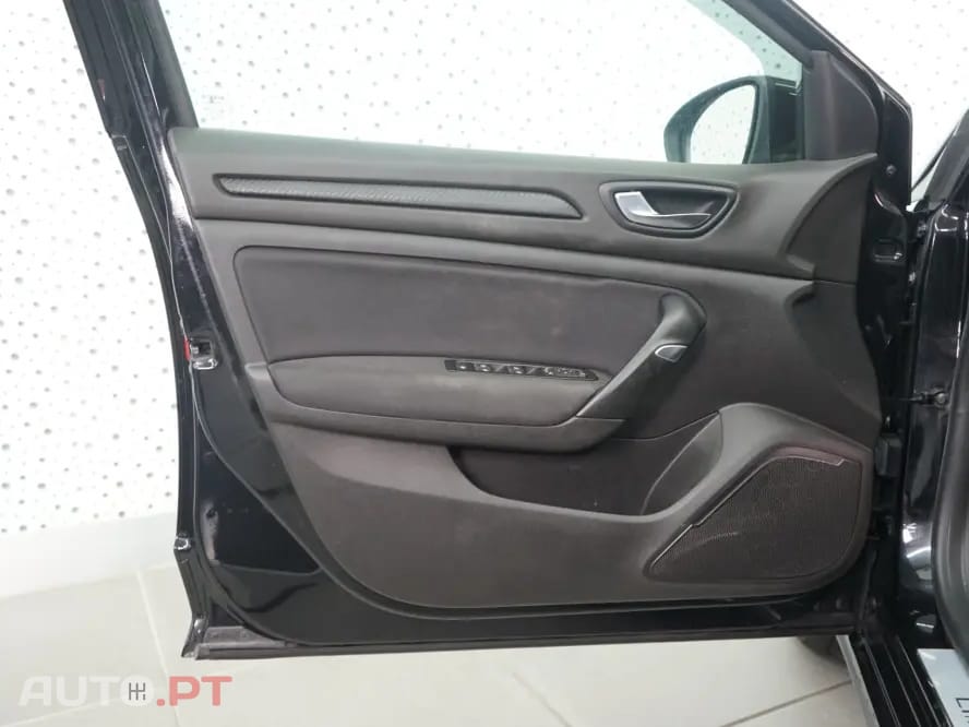 Renault Mégane Sport Tourer 1.5 Blue dCi Intens EDC