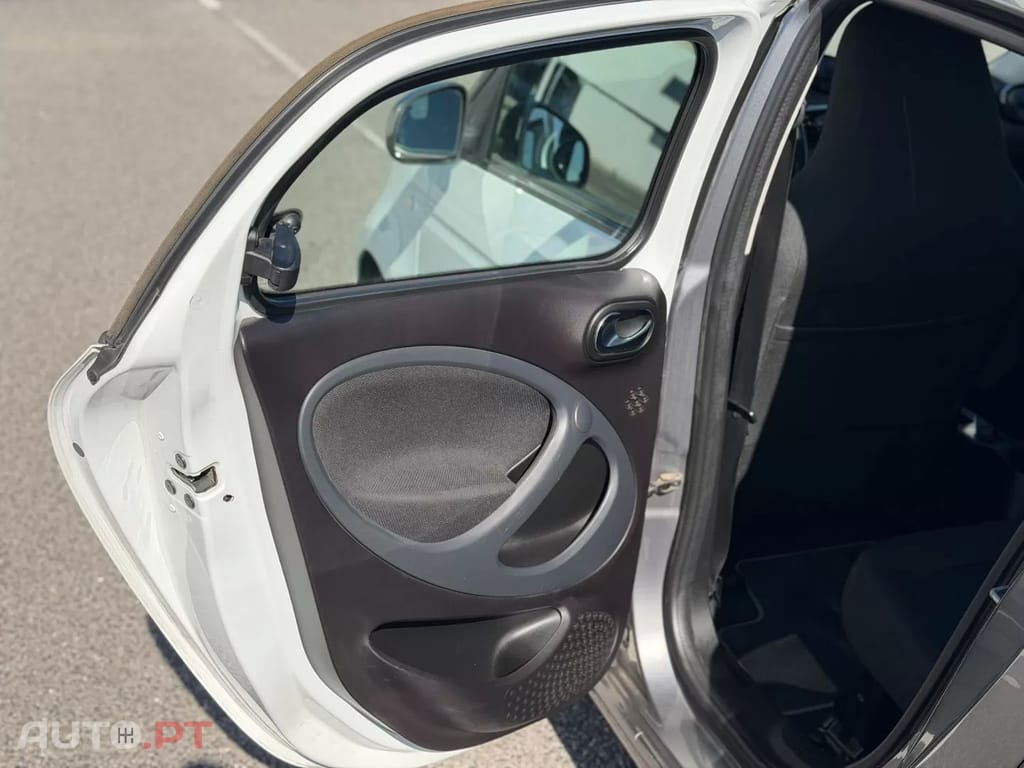 Smart ForFour 0.9 Passion 90 Aut.