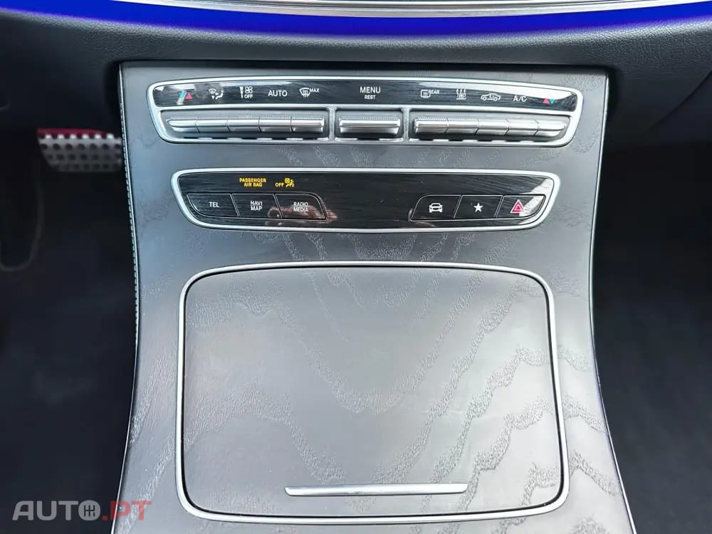 Mercedes-Benz E 300 de AMG Line