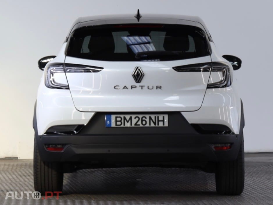 Renault Captur 1.0 TCe Techno Bi-Fuel