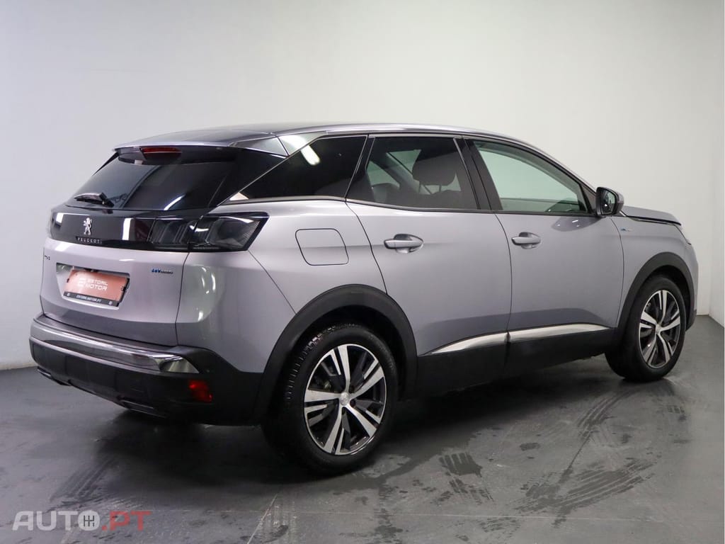 Peugeot 3008 Allure HYBRID 225cv e-EAT8