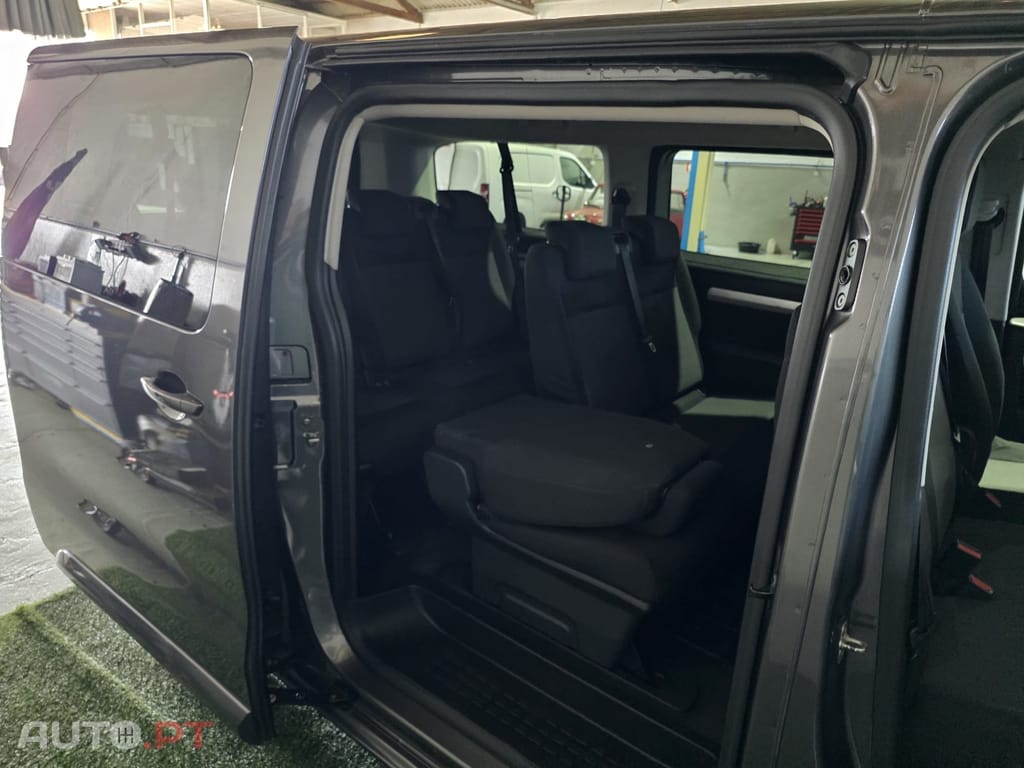 Peugeot Traveller 1.5 BLUEHDI LD3H1 ACTIVE STANDART