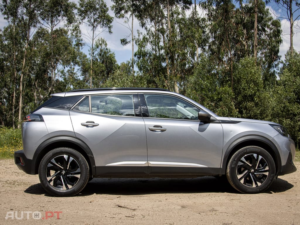 Peugeot 2008 1.2 PureTech Allure EAT6