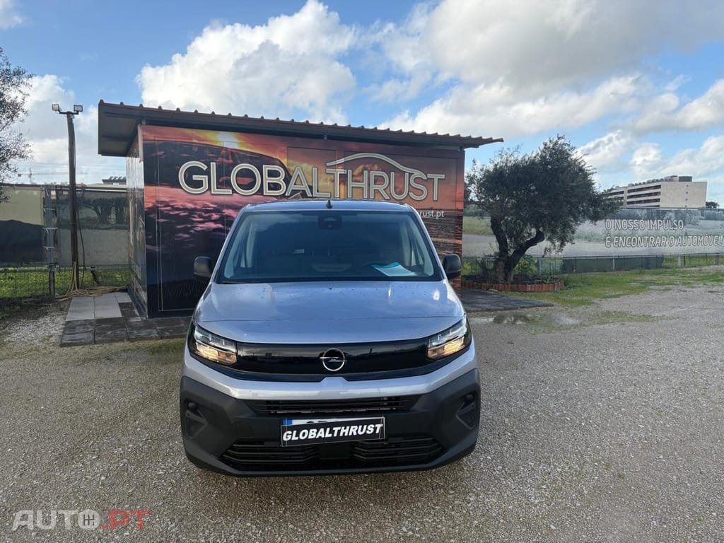 Opel Combo 1.5 Blue Hdi EAT6