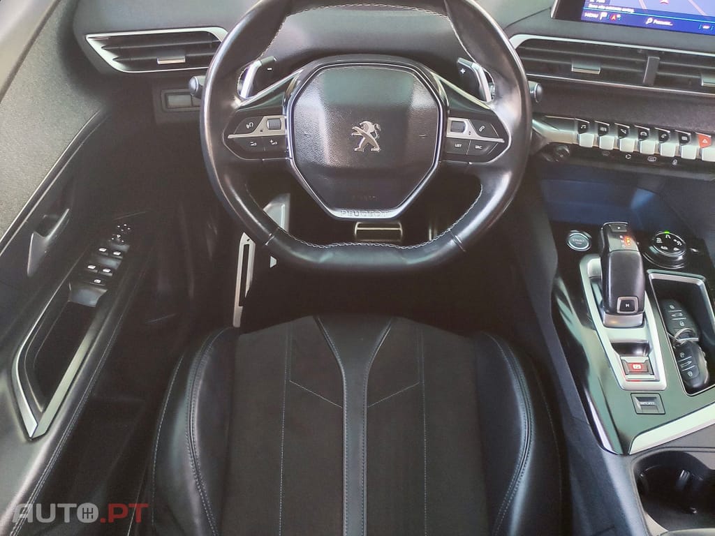 Peugeot 3008 1.2 PureTech Allure Grip Control EAT6