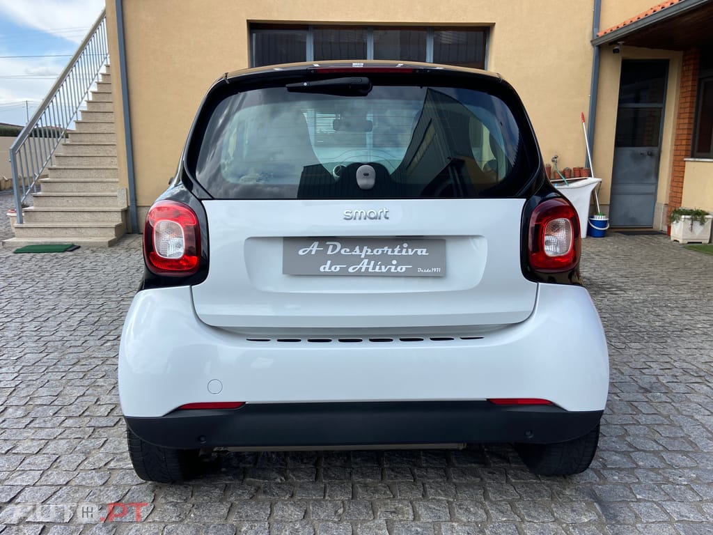 Smart ForTwo 1.0i Coupé