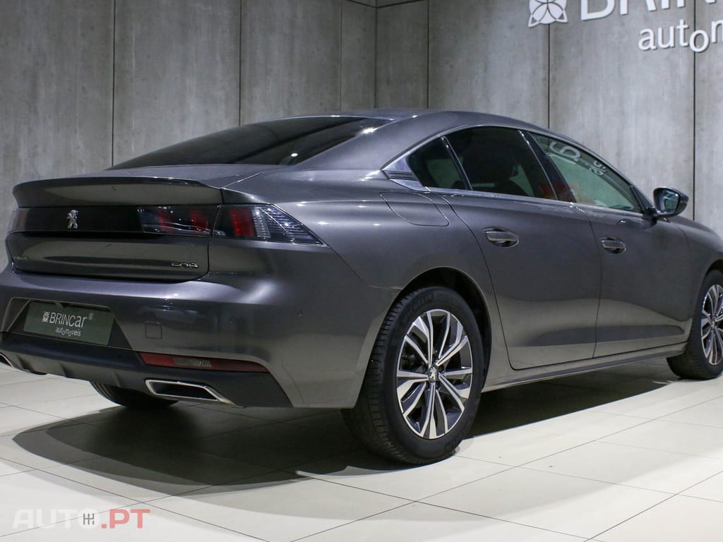Peugeot 508 PureTech 130 EAT8 Allure Pack