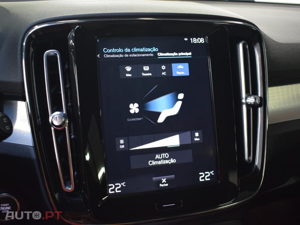 Volvo XC40 1.5 T4 211 PHEV Inscription