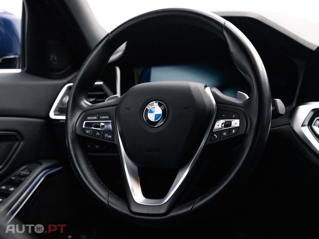 BMW 330 e Touring Line Sport Auto