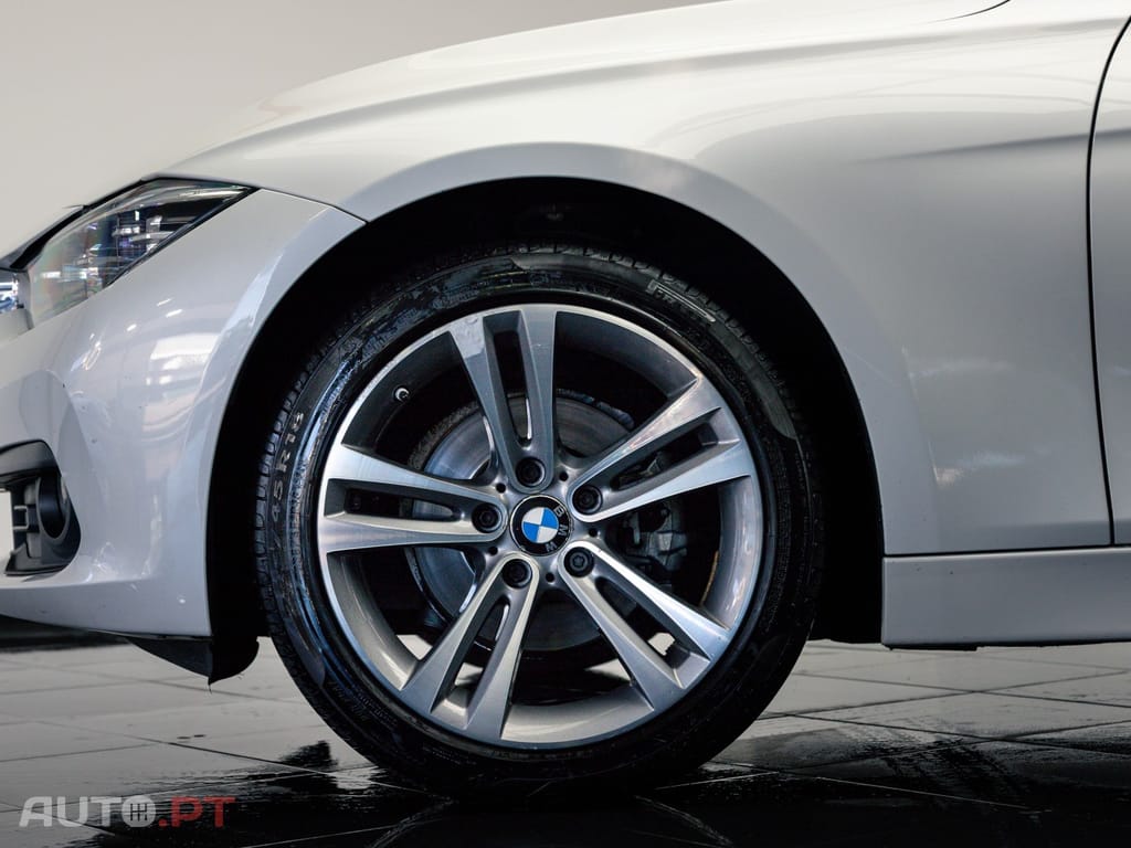 BMW 318 d Touring