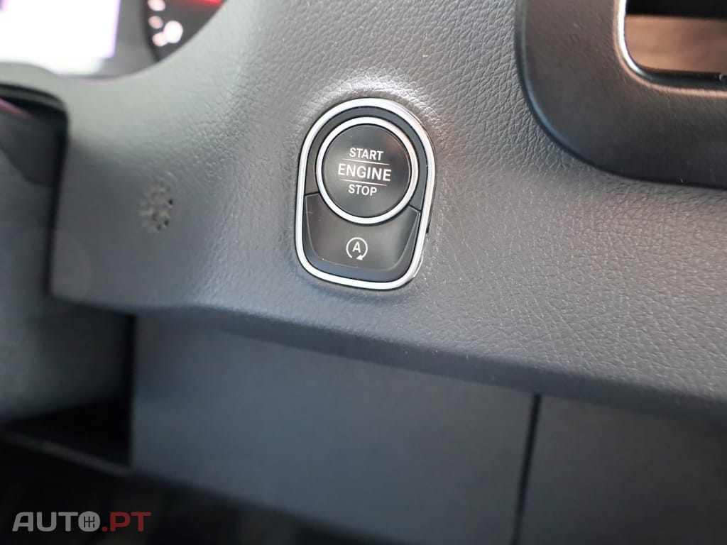 Mercedes-Benz Sprinter 315 CDI/43 Luxo (2+2+2+3)