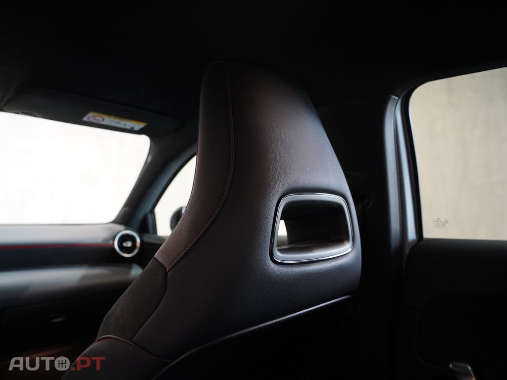Mercedes-Benz A 180 d AMG Line