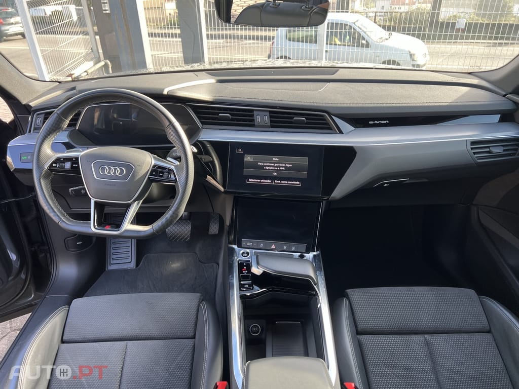 Audi E-Tron 55 quattro S line