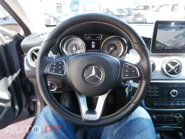 Mercedes-Benz GLA 180 CDi Style