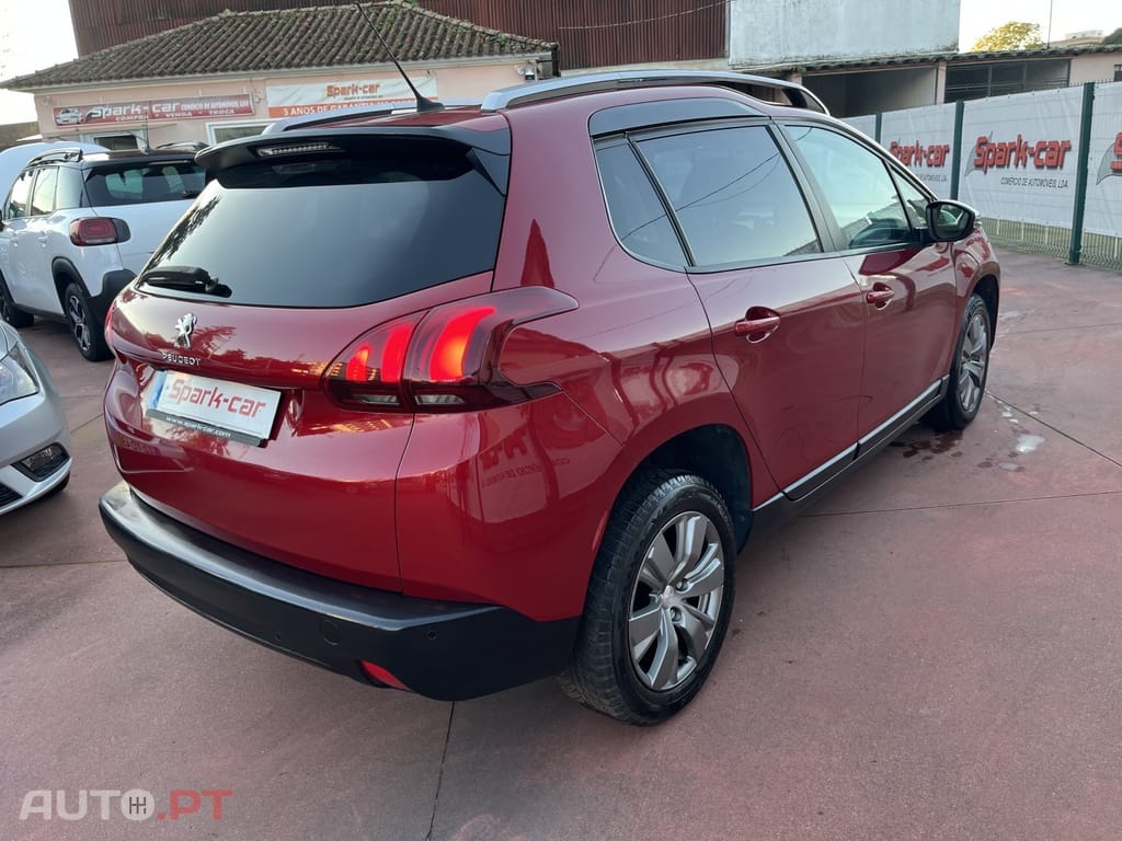 Peugeot 2008 1.5 BlueHDi Allure