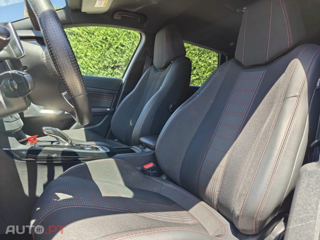 Peugeot 308 SW 1.5 BlueHDi GT EAT8 — fotografia 7