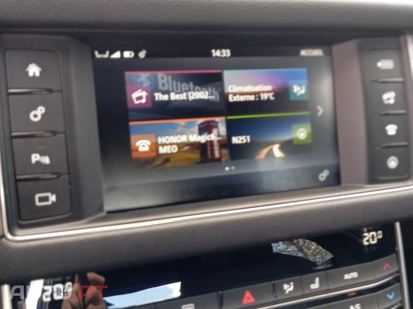 Jaguar XF 2.0 D R SPORT BVA 8 180CV COM EXTRAS