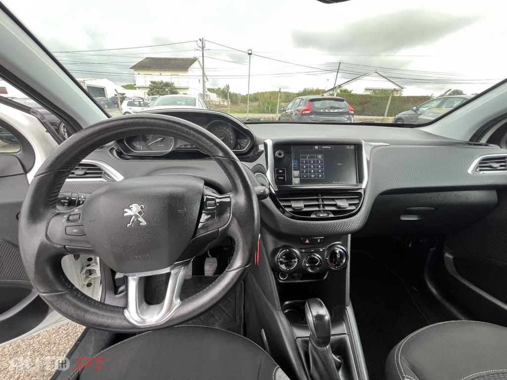 Peugeot 208 1.2 PureTech Active