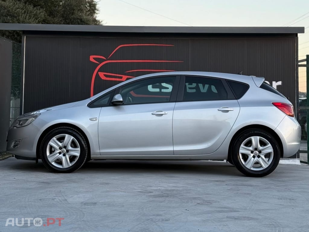 Opel Astra 1.7 CDTi Selection Business