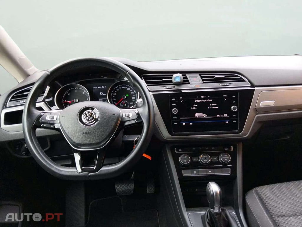 Volkswagen Touran 1.6 TDI Confortline DSG