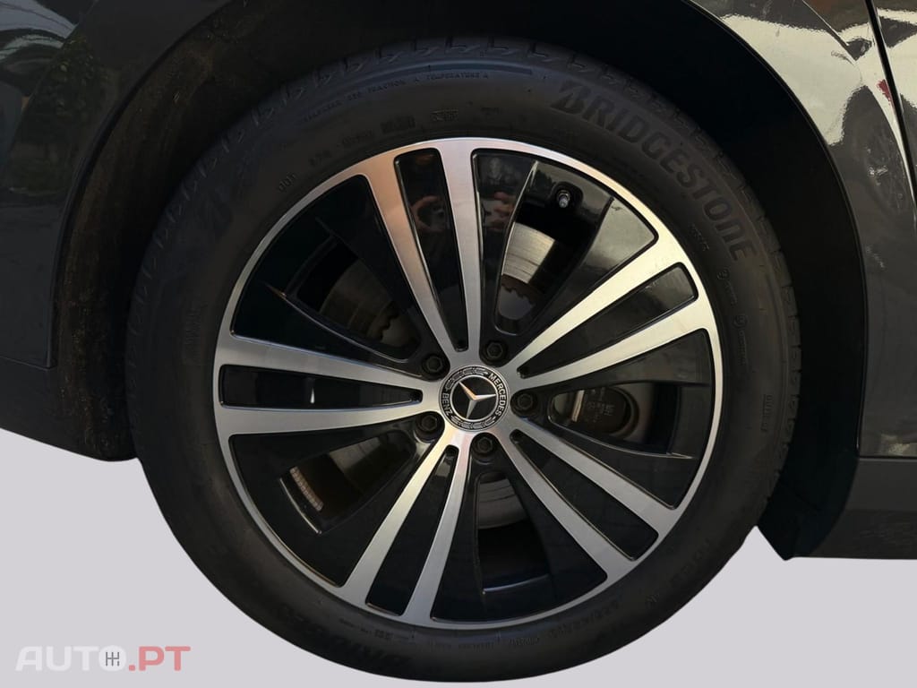 Mercedes-Benz EQE 350+ Electric Art