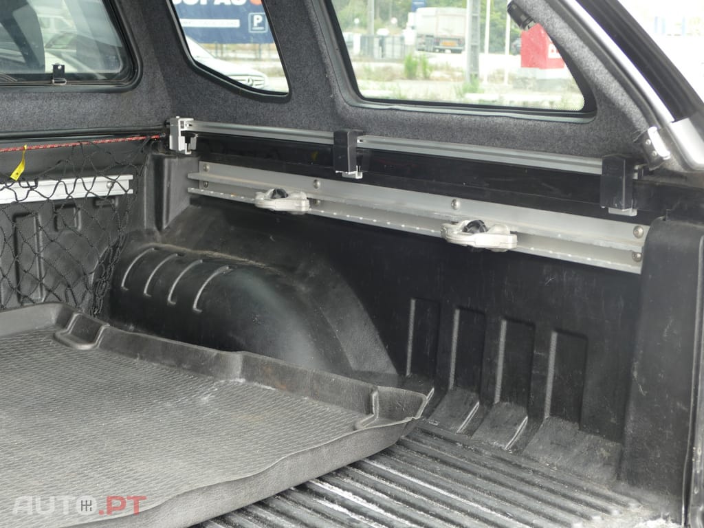 Nissan Navara 2.3 dCi CD 4WD Tekna