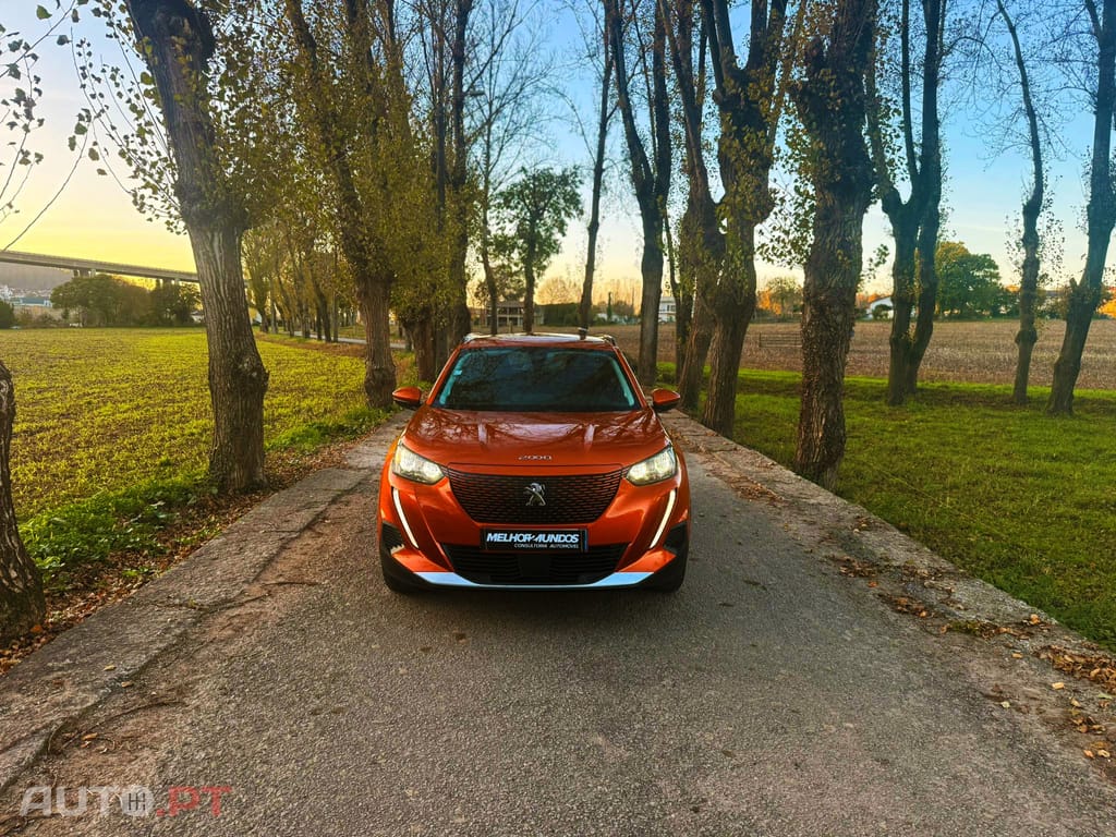 Peugeot E-2008 Style