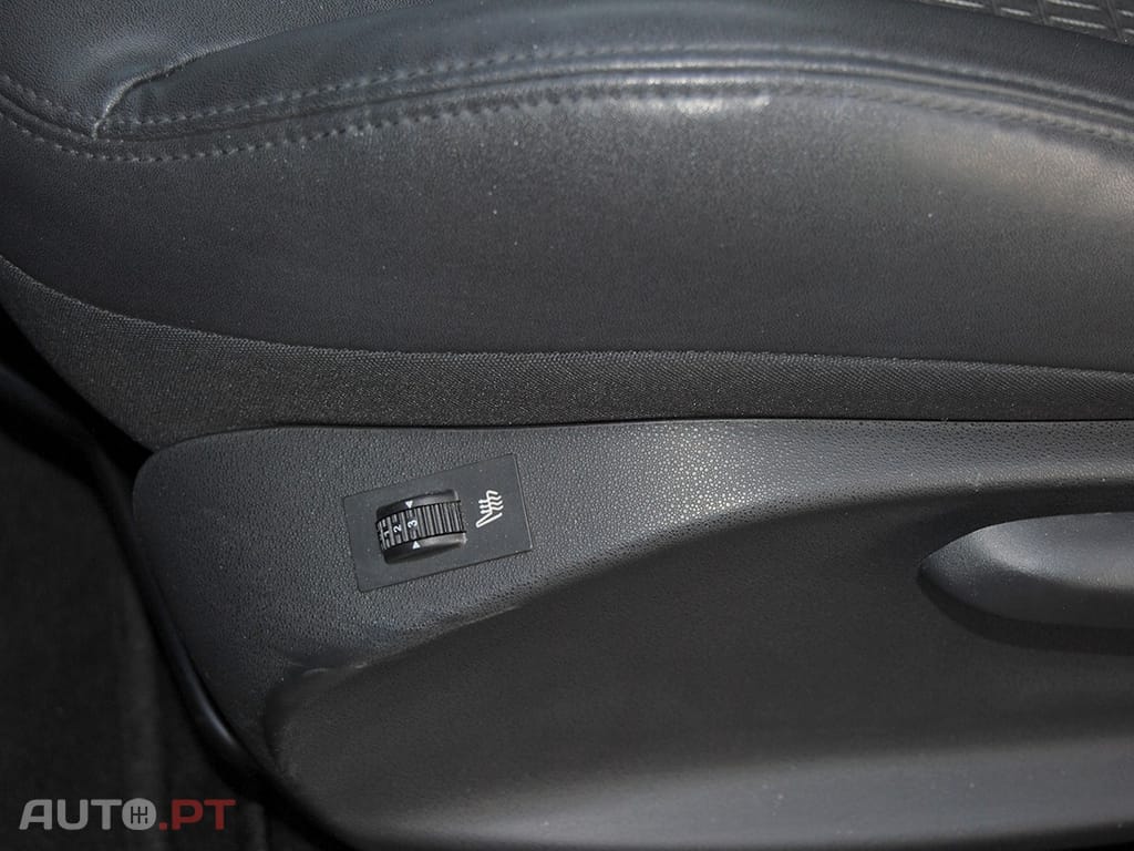 Peugeot 208 1.6 THP Allure