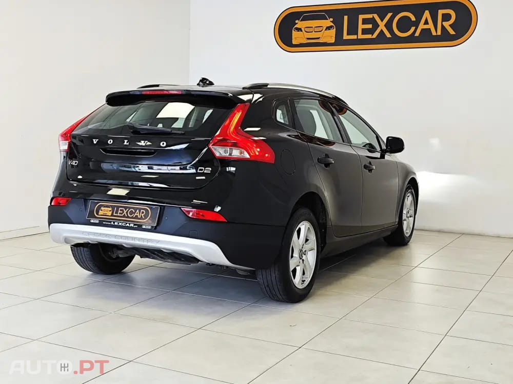 Volvo V40 Cross Country 1.6 D2 Momentum