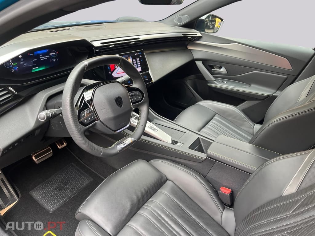 Peugeot 408 PHEV 180 e-EAT8 GT I.V.A DEDUTIVEL 