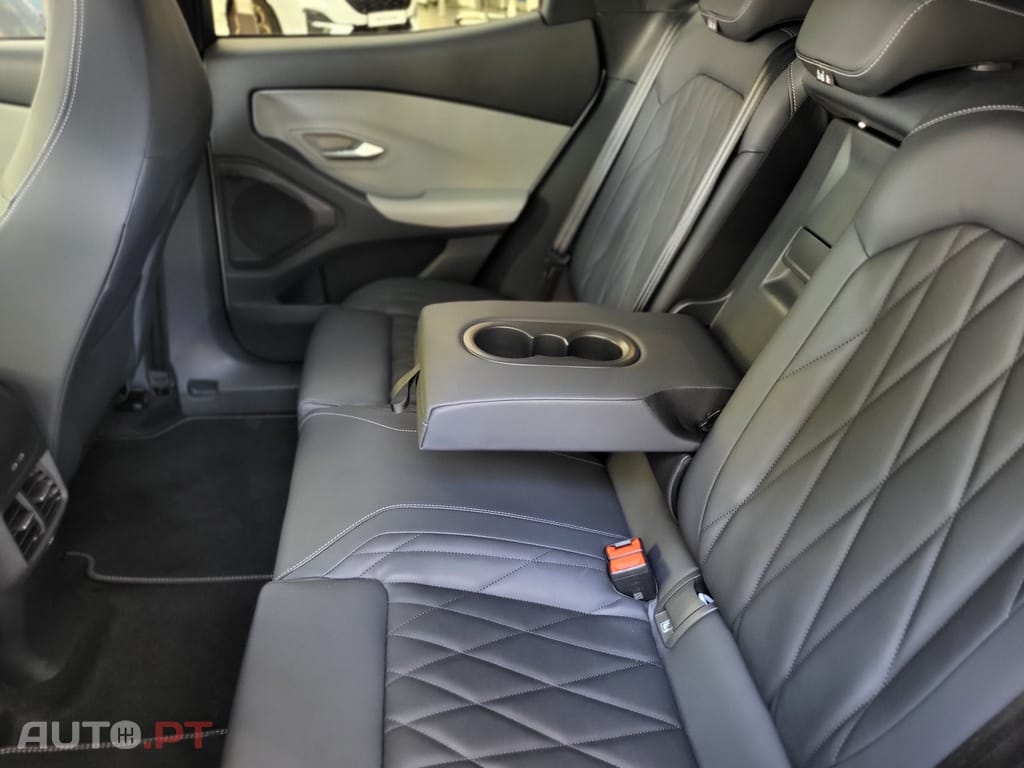 Ford Explorer 77 kWh Premium