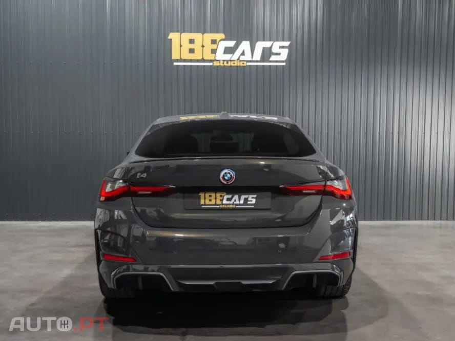 BMW i4 eDrive40 Pack Desportivo M Pro