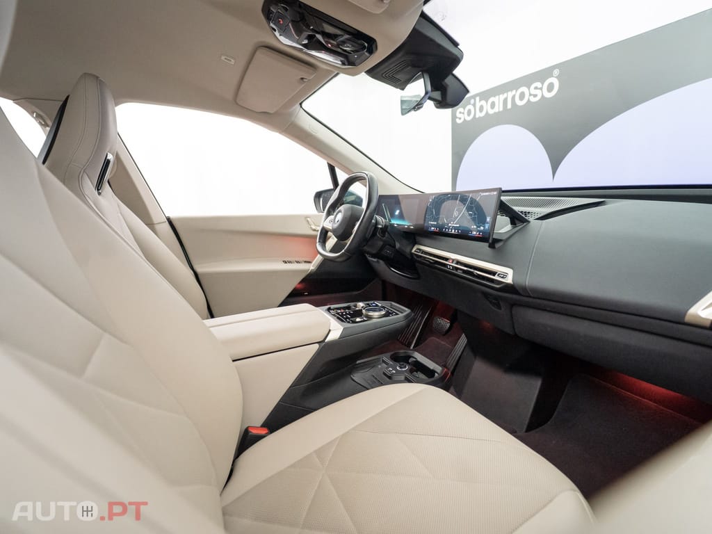 BMW iX xDrive 40