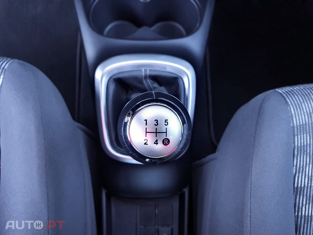 Toyota Yaris 1.0 VVT-i Comfort+Pack Style+Pack Techno+Navi