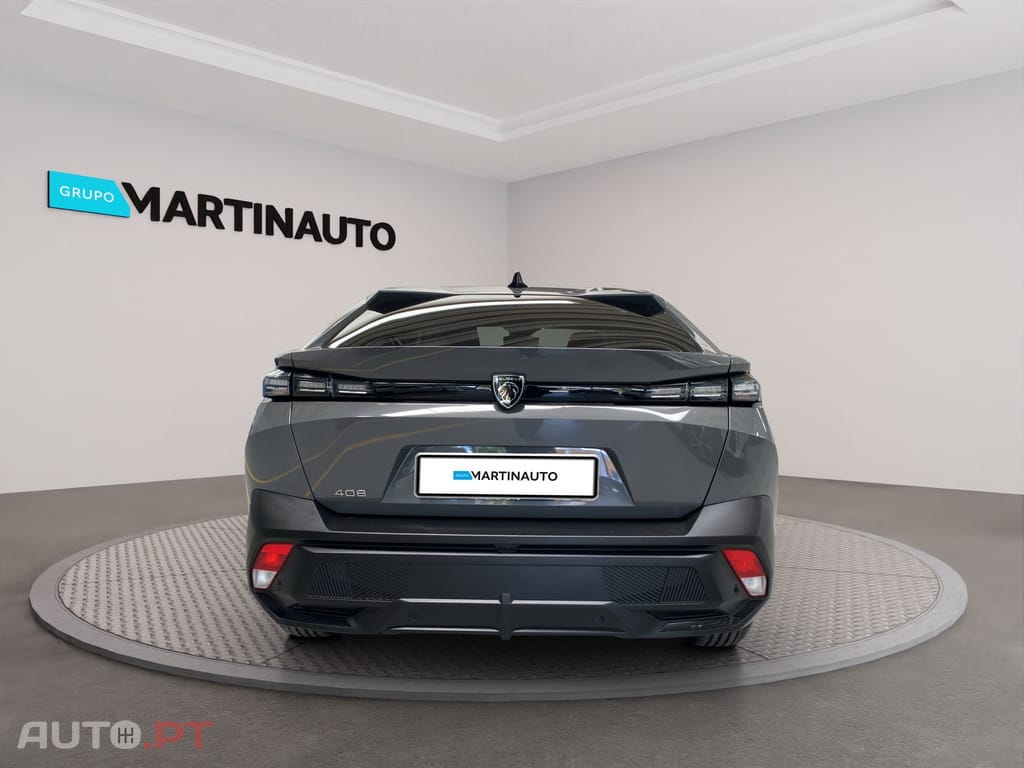 Peugeot 408 1.2 PureTech Allure EAT8