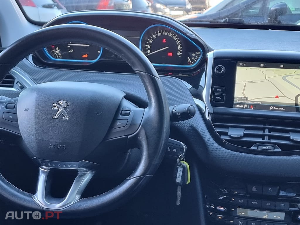 Peugeot 208 1.2 PureTech Style