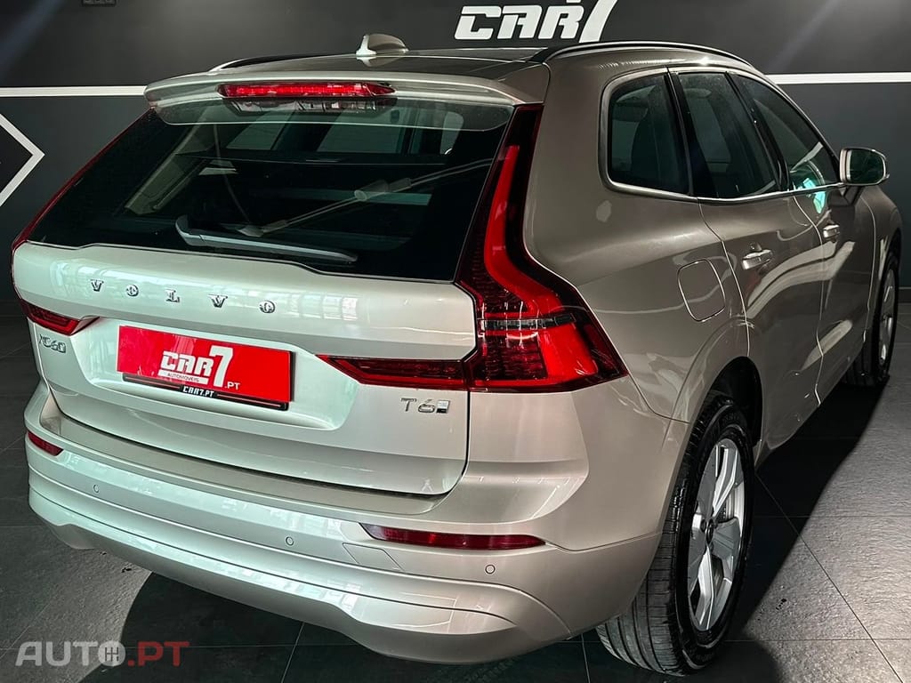 Volvo XC60 2.0 T6 PHEV Core AWD