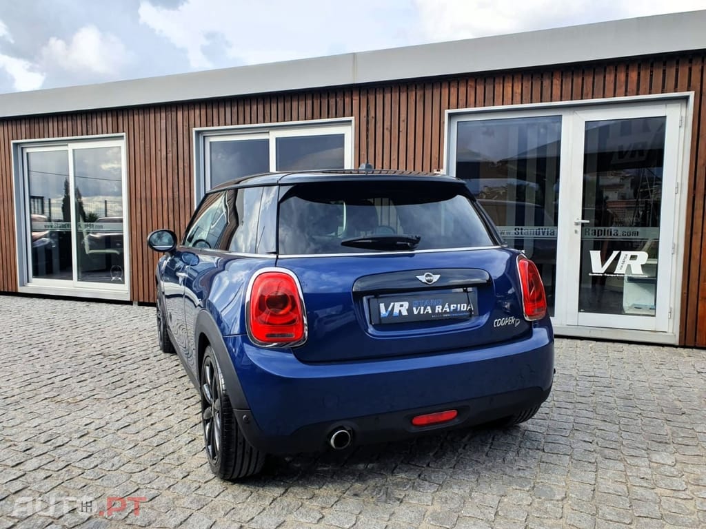 MINI Cooper Cooper D