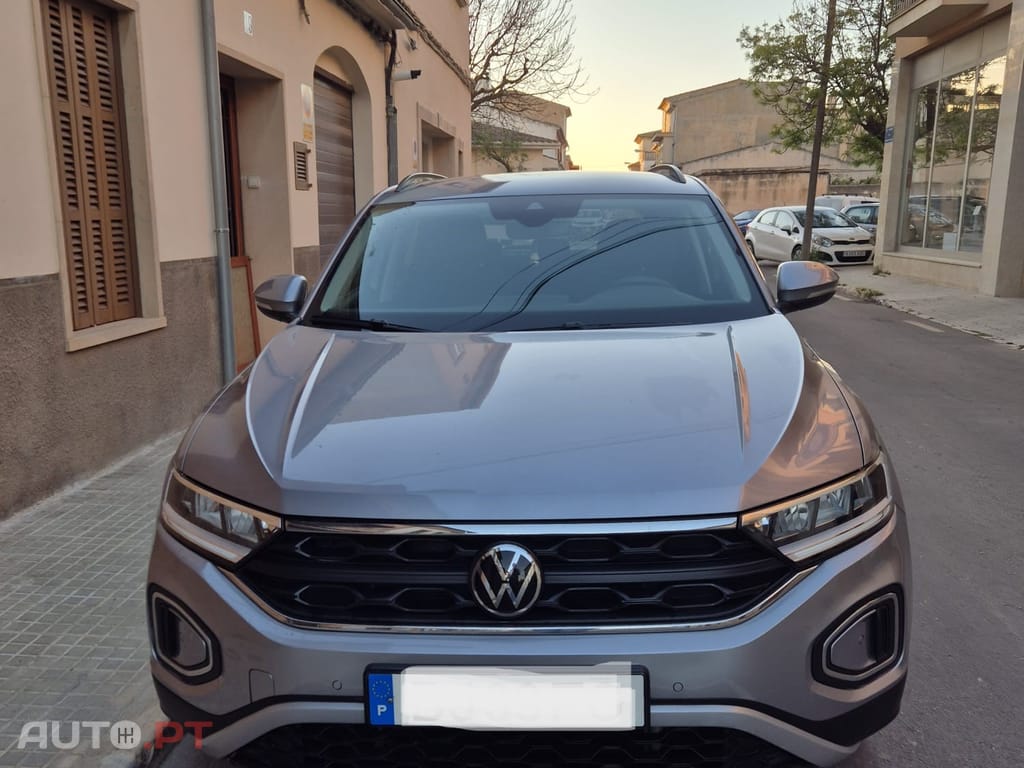 Volkswagen T-Roc Life