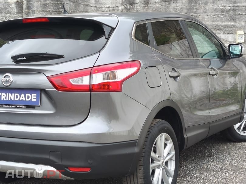 Nissan Qashqai 1.5 dCi N-Connecta