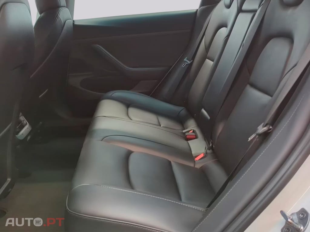 Tesla Model 3 Standard Range PLUS I.V.A DEDUTIVEL