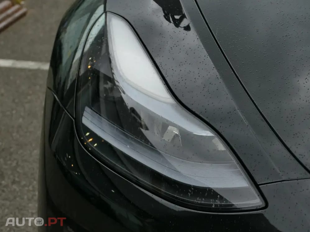 Tesla Model Y Long Range Tração Integral