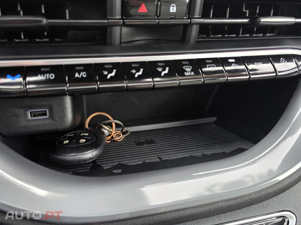 Fiat 500e La Prima