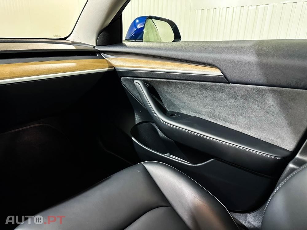 Tesla Model 3 Long Range AWD Dual Motor