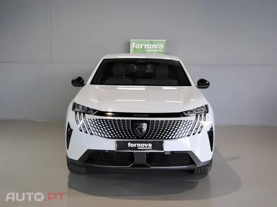 Peugeot 3008 1.2 Hybrid Allure e-DCS6