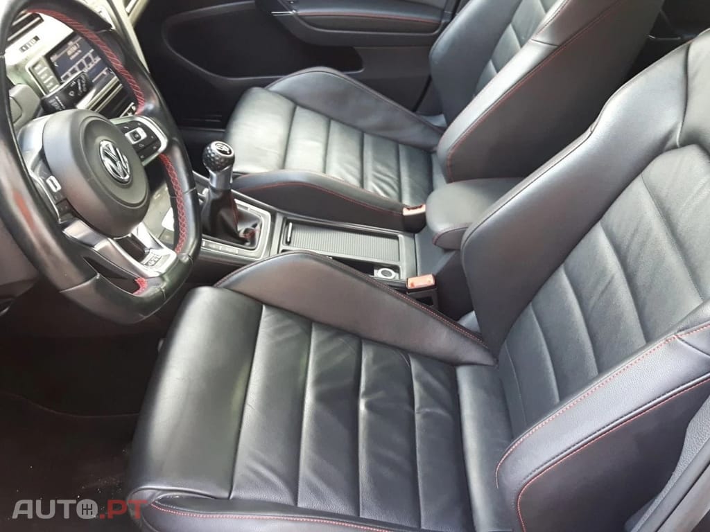 Volkswagen Golf 2.0 TSi GTi Performance